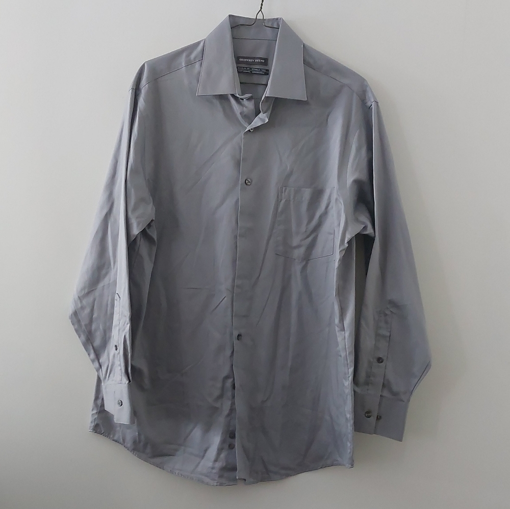 Geoffrey Beene wrinkle free botton down shirt size 16